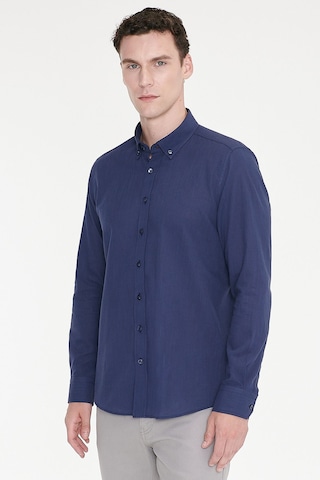 AC&Co / Altınyıldız Classics Erkek LACI Tailored Slim Fit Dar Kesim Düğmeli Yaka %100 Pamuk Gömlek Lacivert
