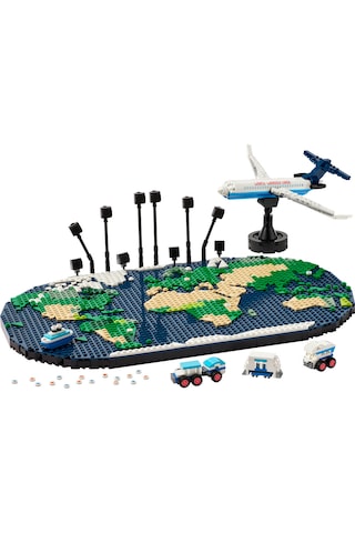 LEGO® Seyahat Anıları 41838 - Seyahat Etmeyi Seven Aileler İçin Dünya Haritası İçeren Yaratıcı Oyuncak Yapım Seti (1231 Parça)