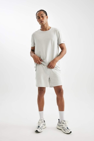 DeFactoFit Standart Fit Normal Kesim Sporcu Kısa Paça Şort C9176AX24AUGR493