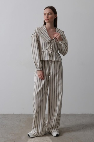 Bebe Yakalı Önü Bağlamalı Takım - Natür Natür