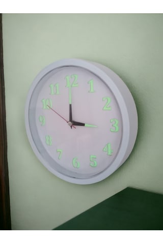 Fosforlu Gece Karanlıkta 5 Saat Parlayan Duvar Saati Çap 22 Cm Beyaz