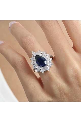 Mia Vento Effective Diamond Londra Tutkusu Sentetik Safir Taşlı Gümüş Yüzük