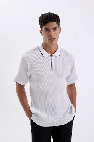 DeFacto Slim Fit Dar Kesim Kısa Kollu Fitilli Kaşkorse Yarım Fermuarlı Polo Tişört D3948AX24SMWT34