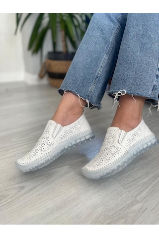 Beyaz Kadın Hakiki Deri Yumuşak Rahat Taban Sneaker Verry 001