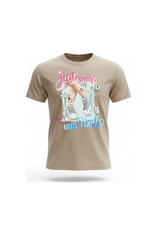 Urbantrendstore Just Smile And Walk Genç Kız Oversize Fit Rahat Geniş Salaş T-shirt Günlük Tişört Bej