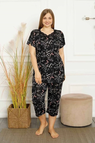 Anne Kalıp Tunik Büyük Beden Kapri-battal Beden Dantel Detay Kısa Kol Viskon Bermuda Pijama Takımı Siyah
