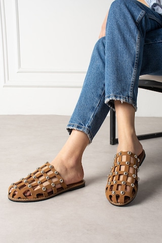 Shoetek Livya Kadın Terlik Pimli Taba Süet