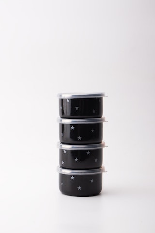 Star Emaye 4 Lü Kapaklı Kase Çerezlik, Kahvaltılık, Reçellik, Zeytinlik, Sunumluk Seti 8cm 200 Ml Siyah - Gümüş