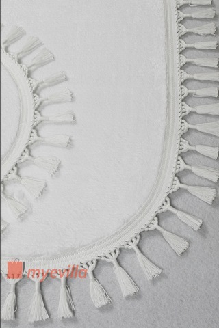 My Evilla Modern Simirna Dekoratif Peluş Oval 60x100-50x60 Ponpon Saçaklı Klozet Takımı