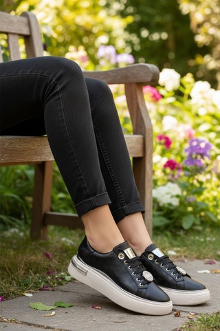 Ayakmod Siyah Bağcıklı Taş İşlemeli Hafif Kadın Sneaker 431156 Z Siyah