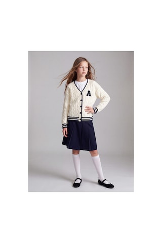 LC Waikiki Alıta Cıty Farkıyla Lcw Kids Lacivert Pileli Kız Çocuk Şort Etek Lacivert - 928166501 Lacivert