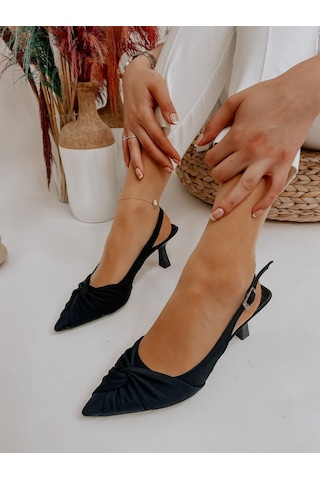 Ervanın Butiği Siyah Saten (Bow) Fiyonk Detay Kadın Stiletto Ten Rengi