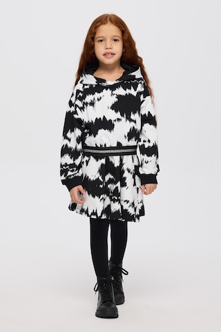 Panço Kız Çocuk Desenli Kapüşonlu Siyah Sweatshirt