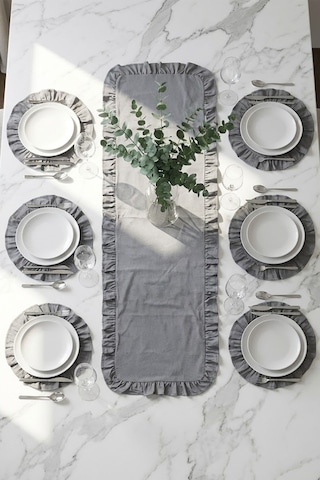 Yunusoğlu Home Fırfırlı Runner Ve Supla Takımı - Masa Örtüsü Takımı 7 Parça 150x50 Cm Füme