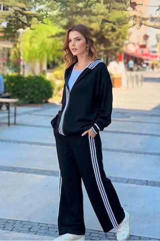 Yanları Şeritli Kapüşonlu Takım Siyah