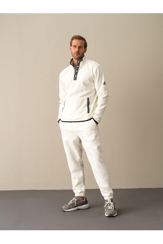 Xint Ekru Regular Fit Dik Yaka Polar Sweatshirt 300276 Beyaz