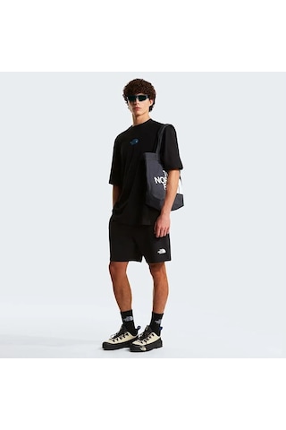 The North Face Liquid Logo Erkek Oversize T-shirt Nf0a8g9ujk31 Siyah