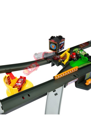 Disney Cars Piston Kupası Yarış Seti HPD81