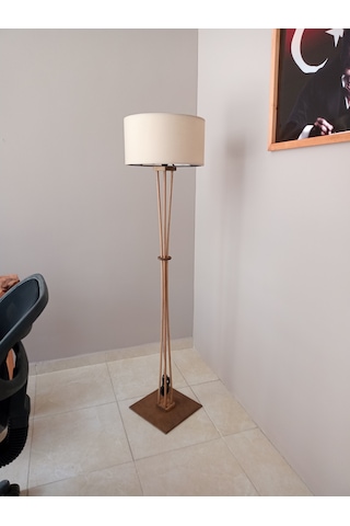 Ahşap Ayaklı Lambader Köşe Lambası Ceviz Krem Bohem