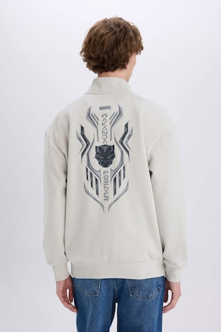 DeFacto Marvel Boxy Fit Dik Yaka Fermuarlı Sırt Baskılı Sweatshirt D6771AX25SPGR503