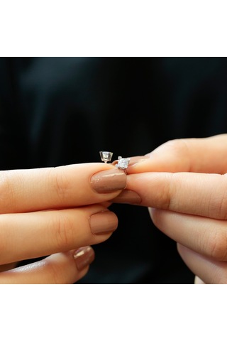 Lova 0.52 Karat Pırlanta Tektaş Küpe - 3010003