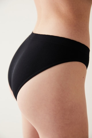 Penti Basic Siyah Slip Külot