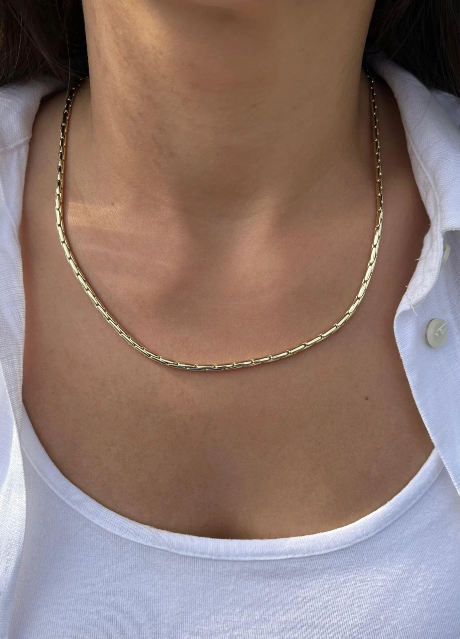 Altın Renk Geçmeli Kolye Çok Renkli