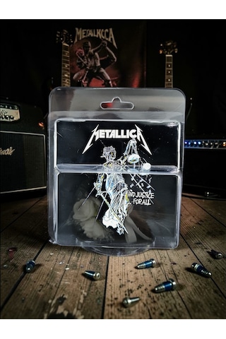 Metallica Hot Flowers Siyah Beyaz Hediye Buketi Aynalı Koleksiyon