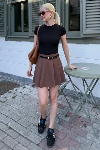 Madmext Kahverengi Pileli Kadın Mini Şort Etek Mg2402 Kahverengi