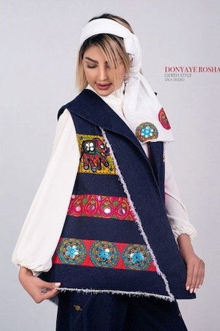 Gereh Style Kadın Lacivert El Yapımı Özel Tasarım Nakış Detay Bohem Tarz Denim Yelek Çok Renkli