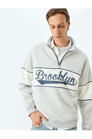 Koton Oversize Sweatshirt Kolej Baskılı Yarım Fermuarlı Renk Bloklu Şardonlu Pamuk Karışımlı Gri 5wam70029mk Gri