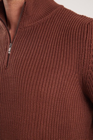 Tudors Erkek Slim Fit Dar Kesim Fermuarlı Kahverengi Dik Yaka Triko Kazak-34924 Kahverengi