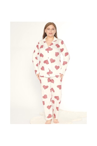 Boydan Düğmeli Battal Kalp Desen Uzun Kol Pijama Takım Mevsimlik Alperi B790-47 Bordo Boydan Düğmeli Battal Kalp Desen Uzun Kol Pijama Takım Mevsimlik Alperi B790-47 Bordo