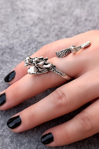 Sigara Tutabilen Ejderha Şekilli Erkek Yüzük Gümüş Kaplama Ayarla Çok Renkli