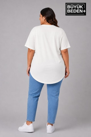 Superlife Büyük Beden Kadın Bisiklet Yaka Basic Oval Etek Detalylı 3xl-6xl Uzun Tunik Spr26btsk502 Ekru
