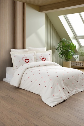 Kalp Nakışlı Çift Kişilik Nevresim Takımı - 6 Parça Lüks Set - Düğün & Çeyiz Takımı - Tivoli Ekru