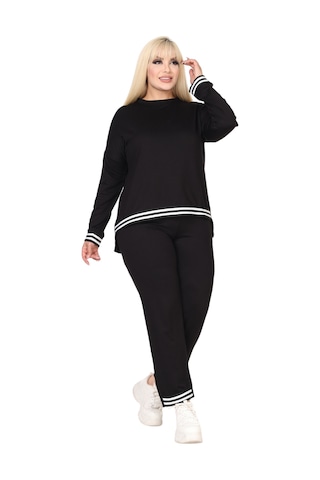 Melsay Butik Siyah Bisiklet Yaka Yakası Şerit Detaylı Eşofman Takımı Siyah