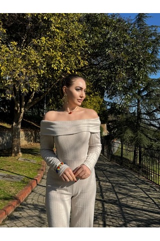 Ramımse Kadın Uzun Kollu Madonna Yaka Şardonlu Kaşkorse Tulum Bej