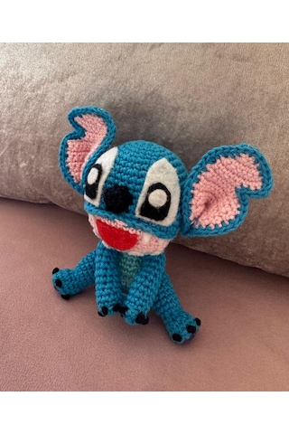Mini Oturan Stitch Amigurumi Figür 12 Cm 001