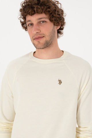 U.S. Polo Assn. Erkek Regular Fit Bisiklet Yaka Krem İnce Basic Sweatshirt 50313752-VR256