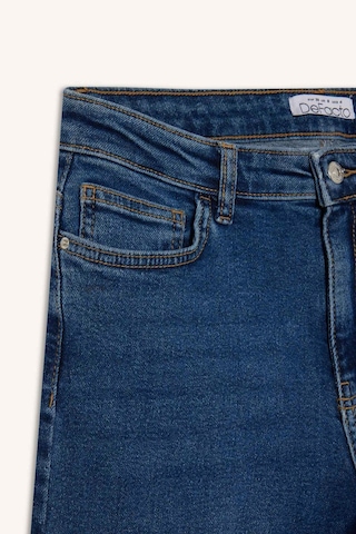 Defacto Comfort Straight Normal Bel Bilek Boy Jean Yıkamalı Pantolon F9726ax25wnnm34 Mavi-nm34