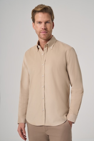 Morven Erkek Bej Pamuk Trend Dynamic Fit Düğmeli Yaka Gömlek 26ks004001653 Bej