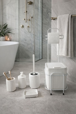 Standlı Beyaz Banyo Aksesuar Seti Tuvalet Fırçası, Banyo Kovası, Sabunluk Ve Diş Fırçalık Seti Beyaz