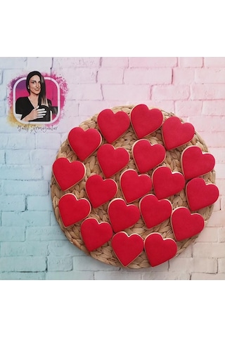 Sevgililer Gününe Özel Romantik Kırmızı Kalpli Butik Kurabiye - 20 Adet