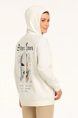 Kadın Oversize Üç İplik Şardonlu Kapüşonlu Sweatshirt Beyaz Other Lives Ön Ve Arka Baskılı, Kang Beyaz