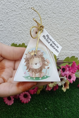 30 Adet Gold İpli Sevimli Aslan Piramit Kutu - Lokum Kutusu -