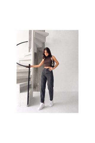 Kene Jeans Kahve Tint Paça Kesik Taşlı Mom Denim Pantolon Kahve Tint