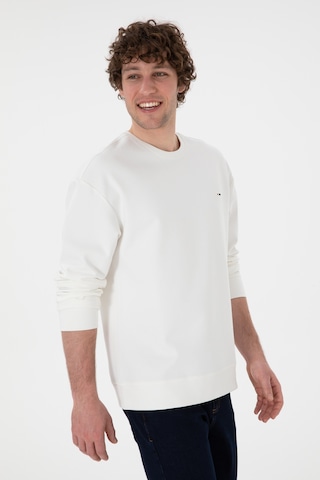 U.S. Polo Assn. Erkek Comfort Fit Bisiklet Yaka Ekru İnce Sweatshirt 50309858-VR019