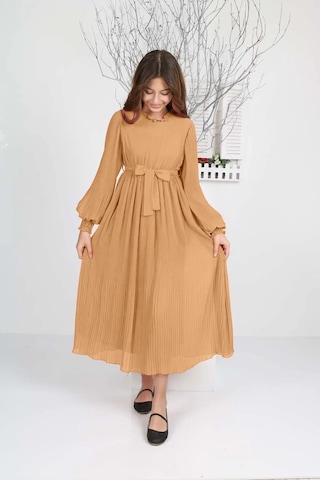 Kız Çocuk Uzun Boydan Pliseli Şifon Elbise Açık Kahve