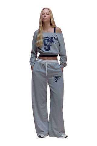 Defacto Açık Omuz Baskılı Sweatshirt G9609AX26SP